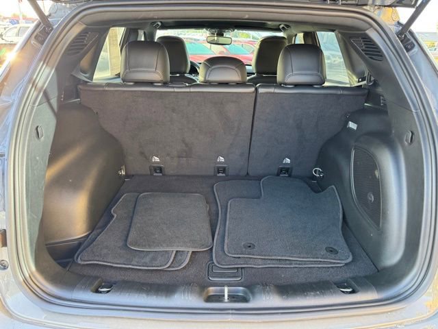 Used 2023 Jeep Compass Latitude w/ Sun and Sound Group image 8