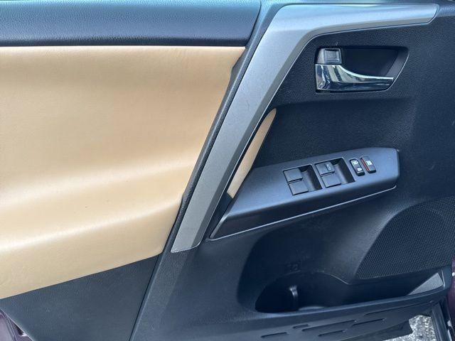 Used 2017 Toyota RAV4 XLE image 18