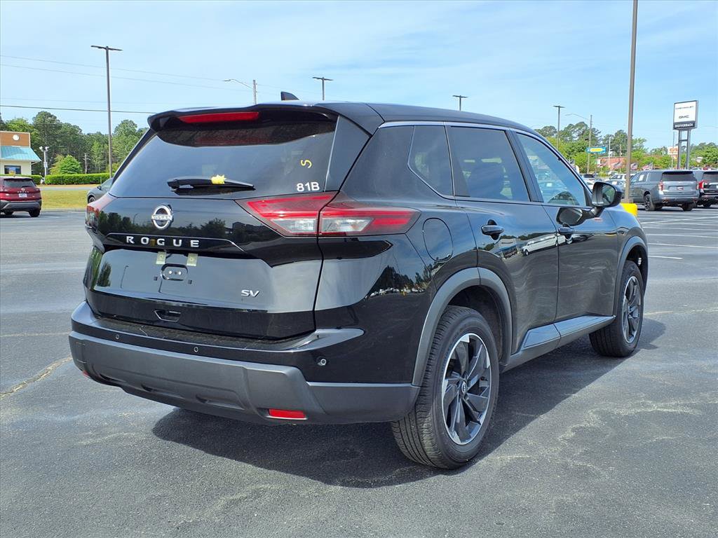 Used 2024 Nissan Rogue SV image 19