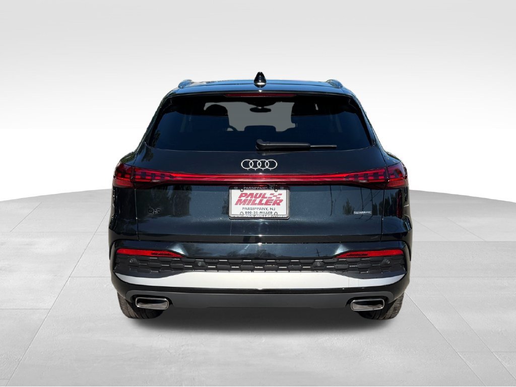 Certified 2025 Audi Q5 Premium w/ Convenience Package AWD/4WD image 7