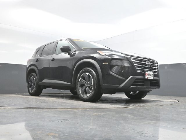 Used 2025 Nissan Rogue SV AWD/4WD image 44