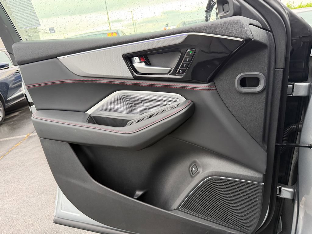 Certified 2025 Acura MDX A-Spec image 13