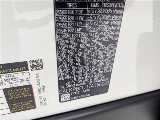 New 2026 Land Rover Range Rover Long Wheelbase SE image 19