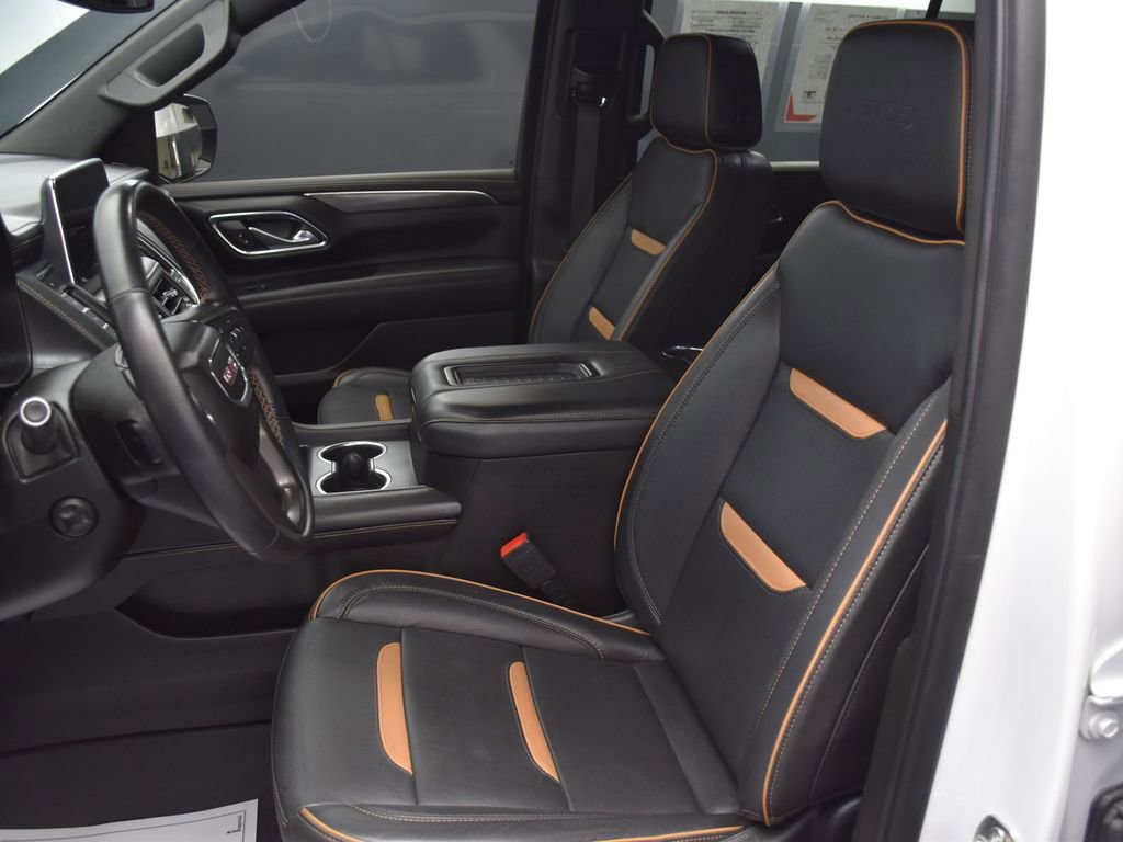 Used 2023 GMC Yukon XL AT4 AWD/4WD image 16
