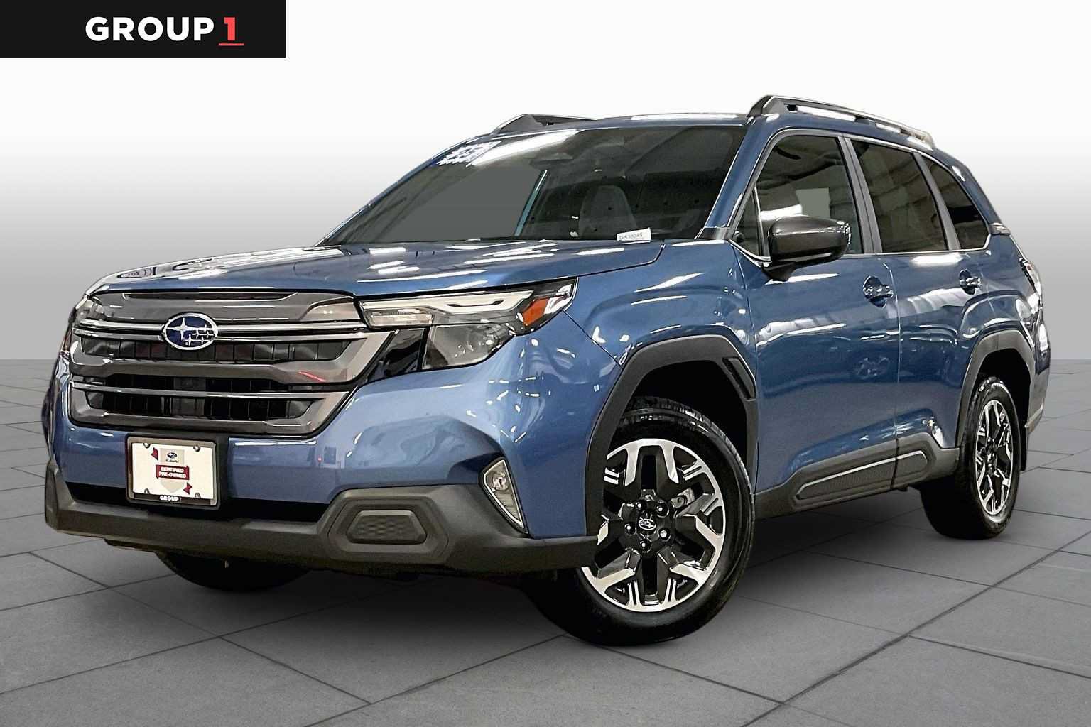 Certified 2025 Subaru Forester Premium AWD/4WD image 1
