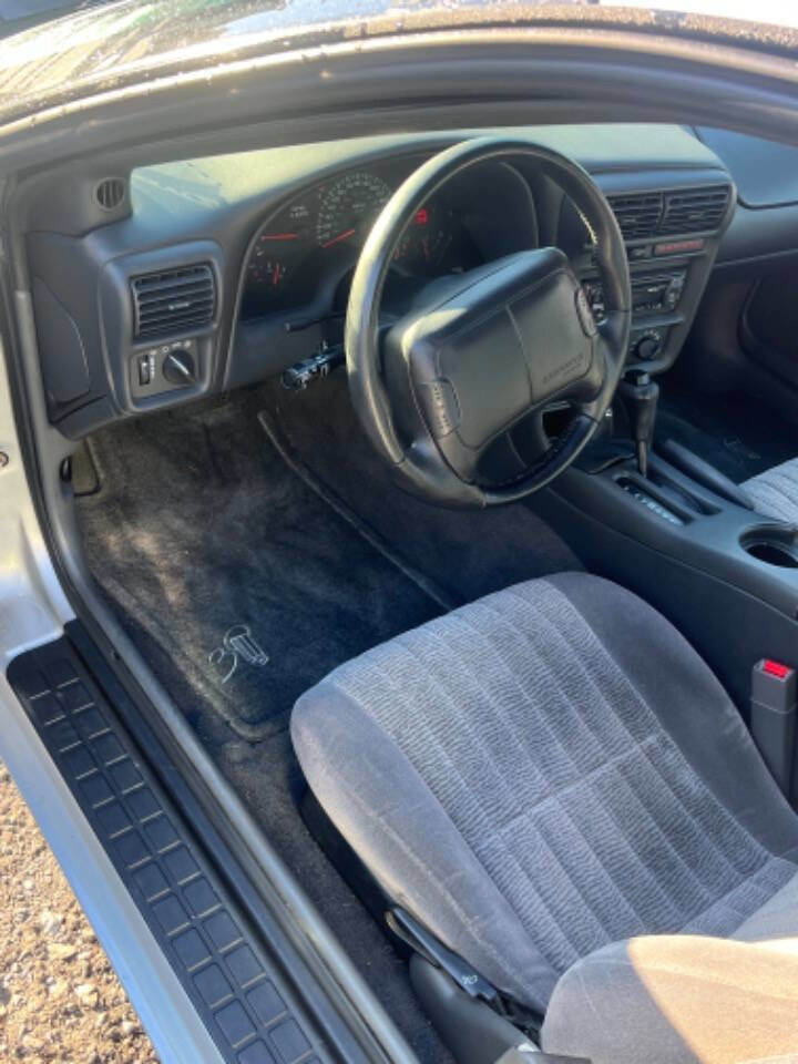 Used 1997 Chevrolet Camaro Z28 w/ Preferred Equipment Group 2 RWD image 11