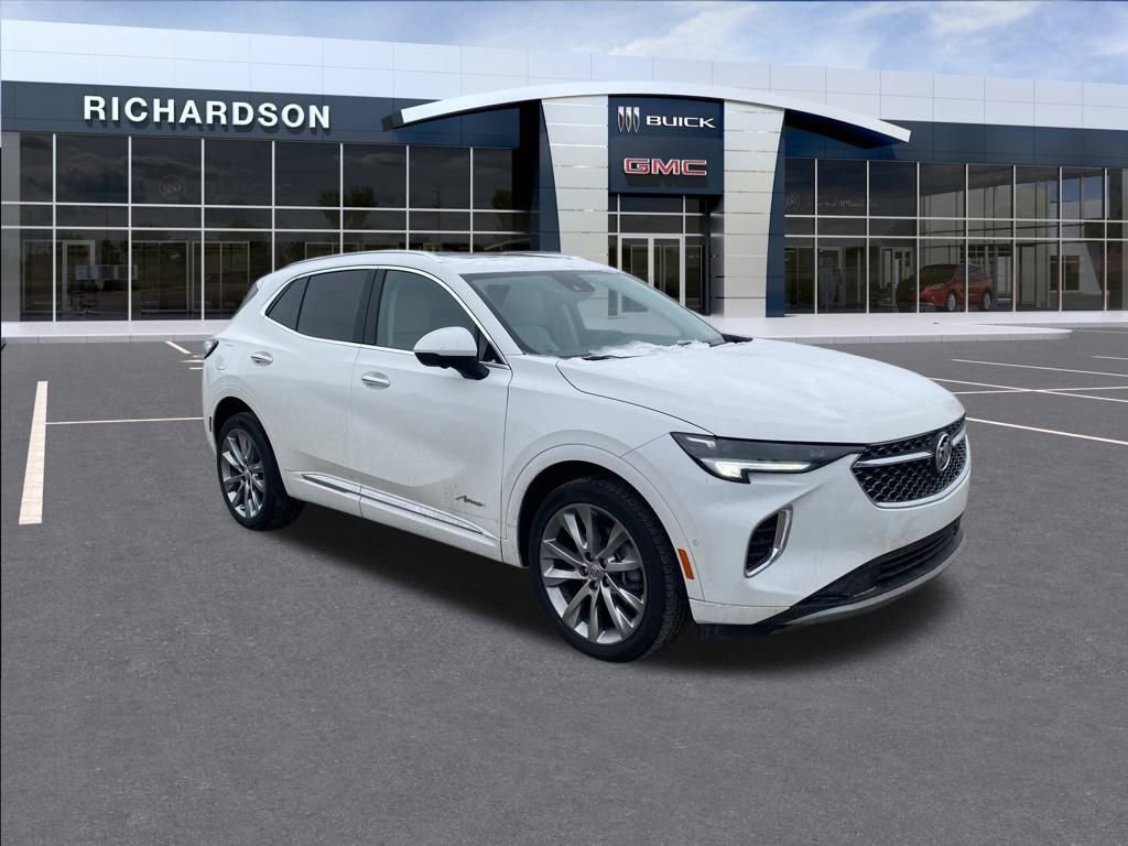 Used 2022 Buick Envision Avenir w/ Technology Package II image 10