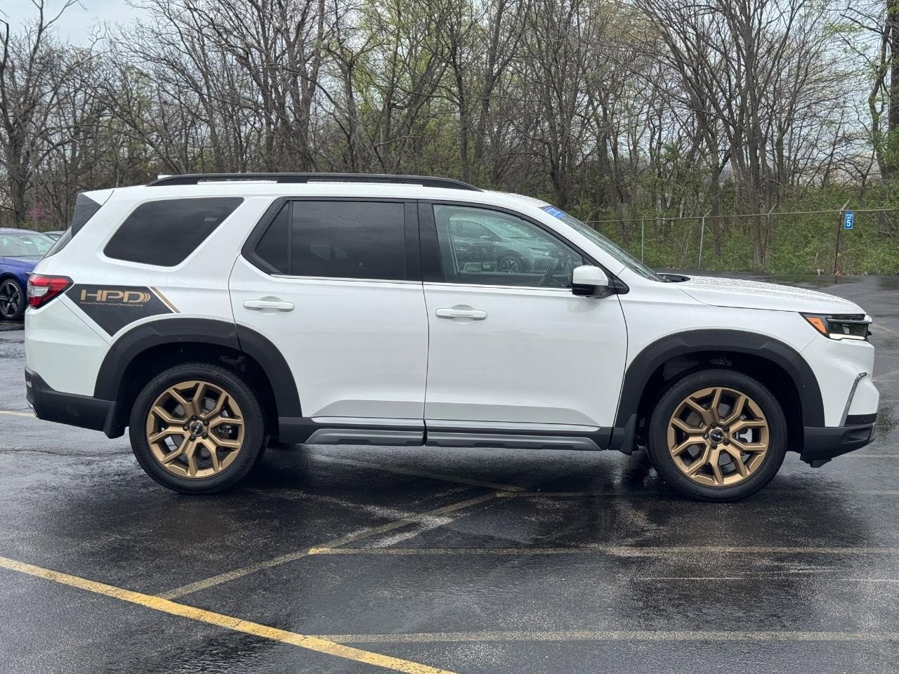 Certified 2023 Honda Pilot Elite image 3