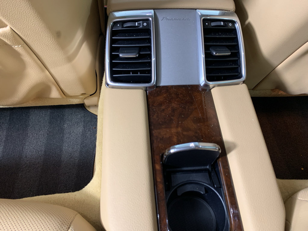 Used 2011 Porsche Panamera 4 AWD/4WD image 31