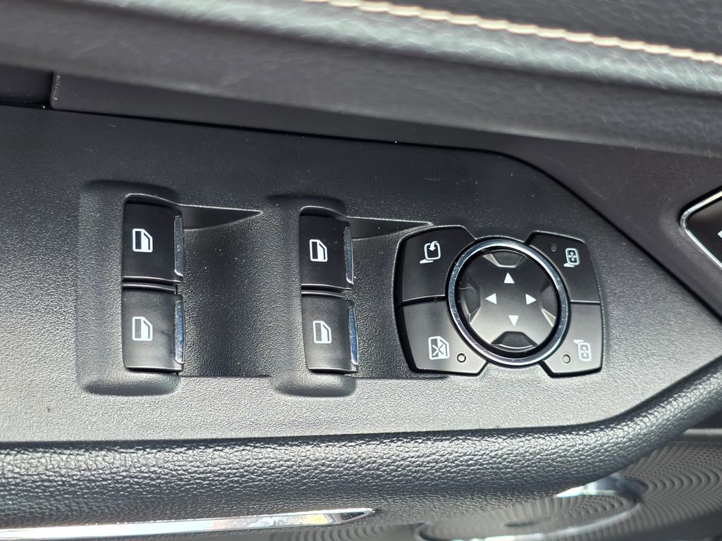 Used 2023 Ford Expedition Max XLT AWD/4WD image 14