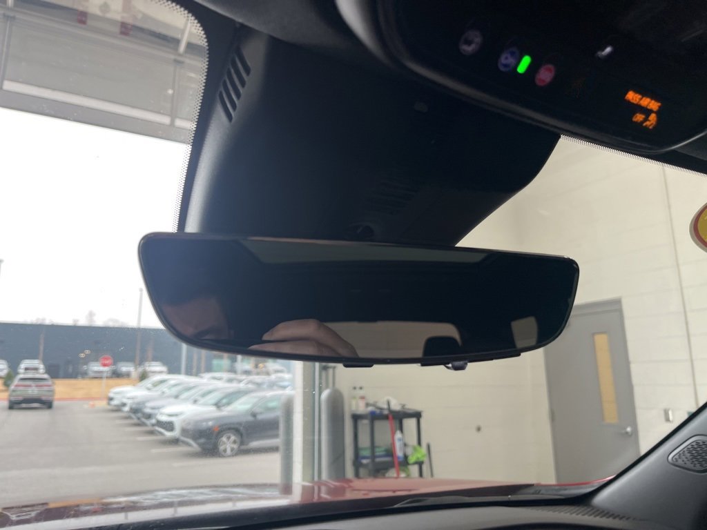 Used 2024 Chevrolet Traverse RS w/ LPO, Floor Liner Package image 28