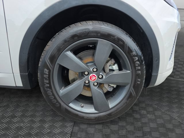 Used 2019 Jaguar E-PACE R-Dynamic SE AWD/4WD image 39