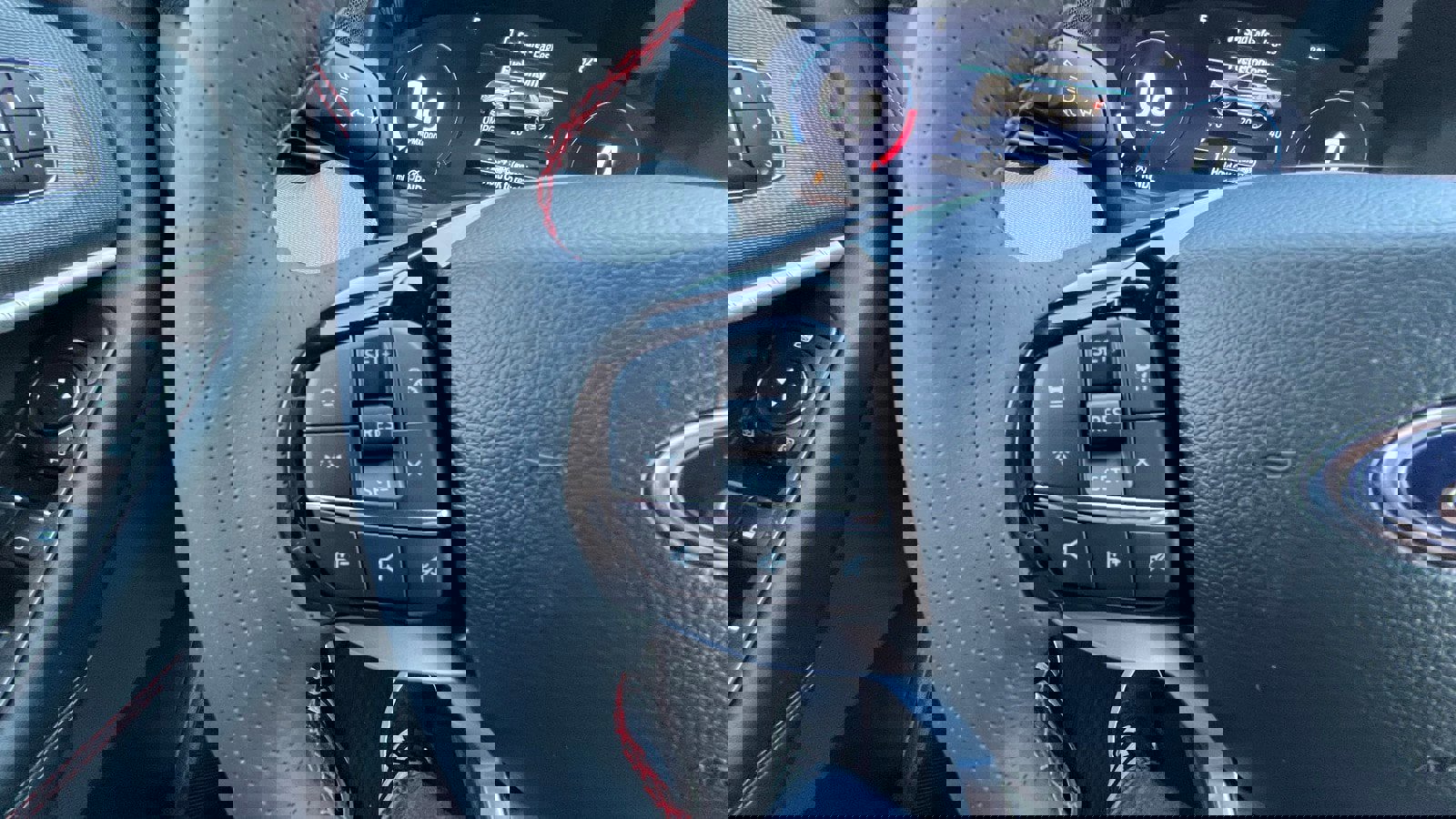 New 2026 Ford Explorer ST-Line w/ ST-Line Street Pack image 21