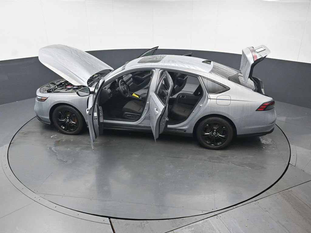 Used 2025 Honda Accord SE image 45