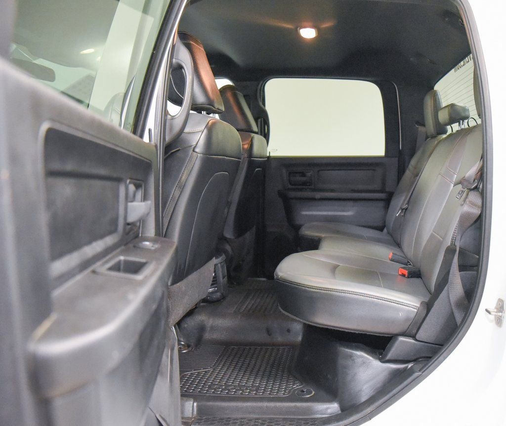 Used 2022 RAM 2500 Tradesman w/ Chrome Appearance Group image 15