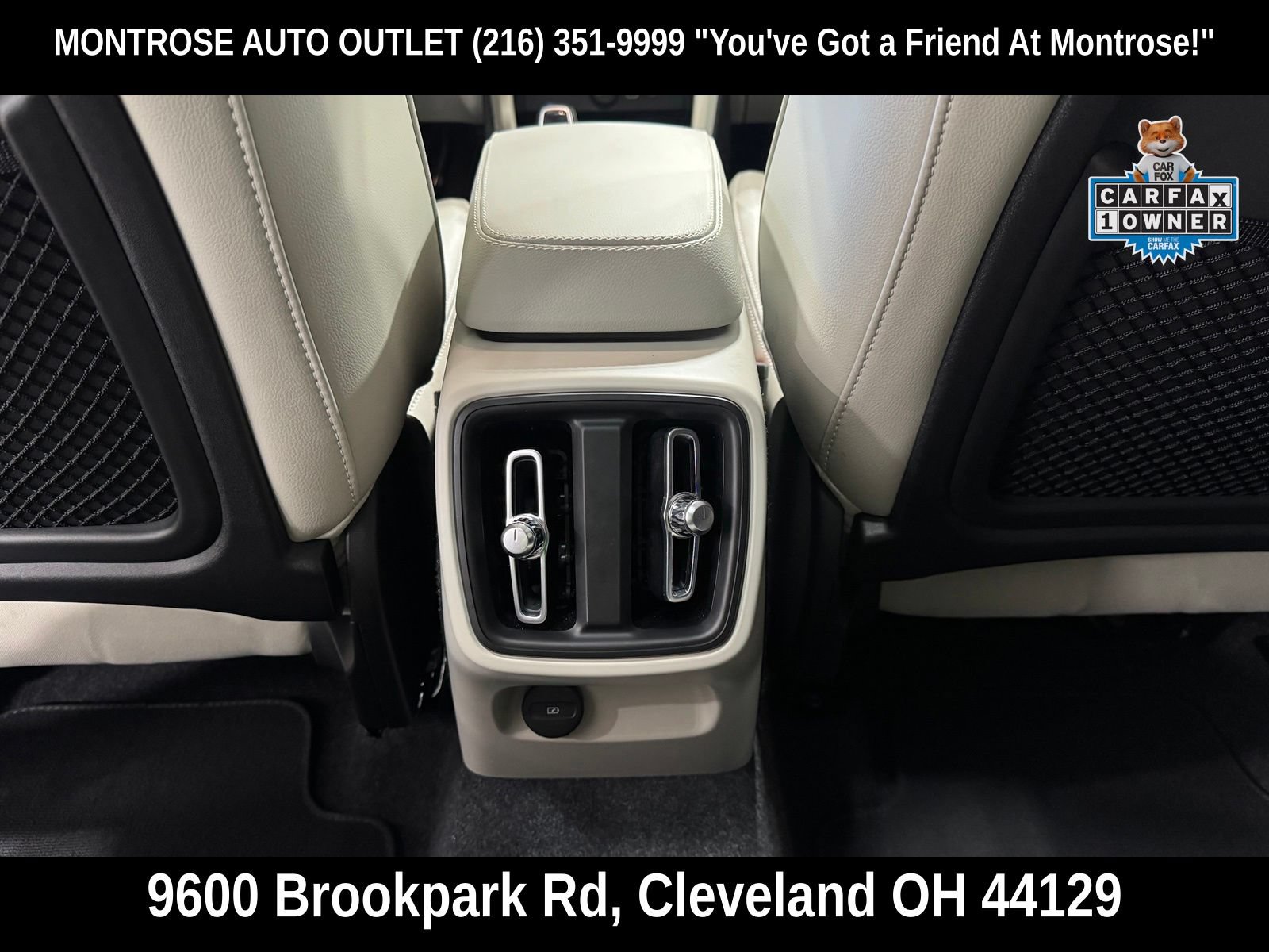 Used 2025 Volvo XC40 B5 Ultra AWD/4WD image 40