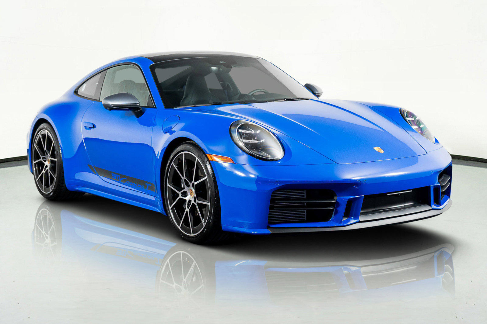 Used 2026 Porsche 911 Carrera T image 5