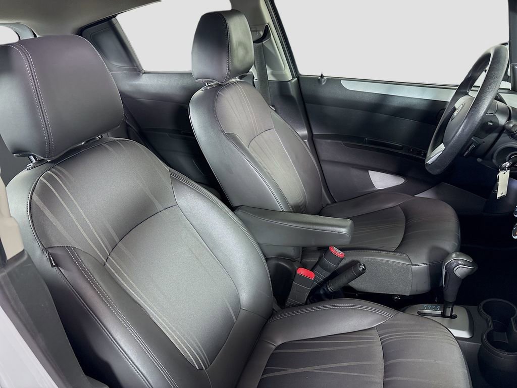 Used 2015 Chevrolet Spark LT image 25