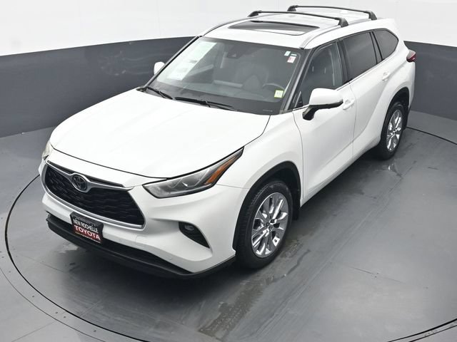 Used 2022 Toyota Highlander Limited AWD/4WD image 43