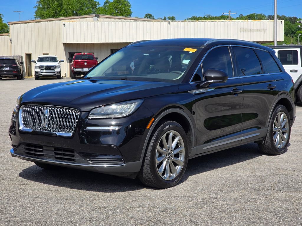 Used 2022 Lincoln Corsair FWD w/ Premium Package image 2