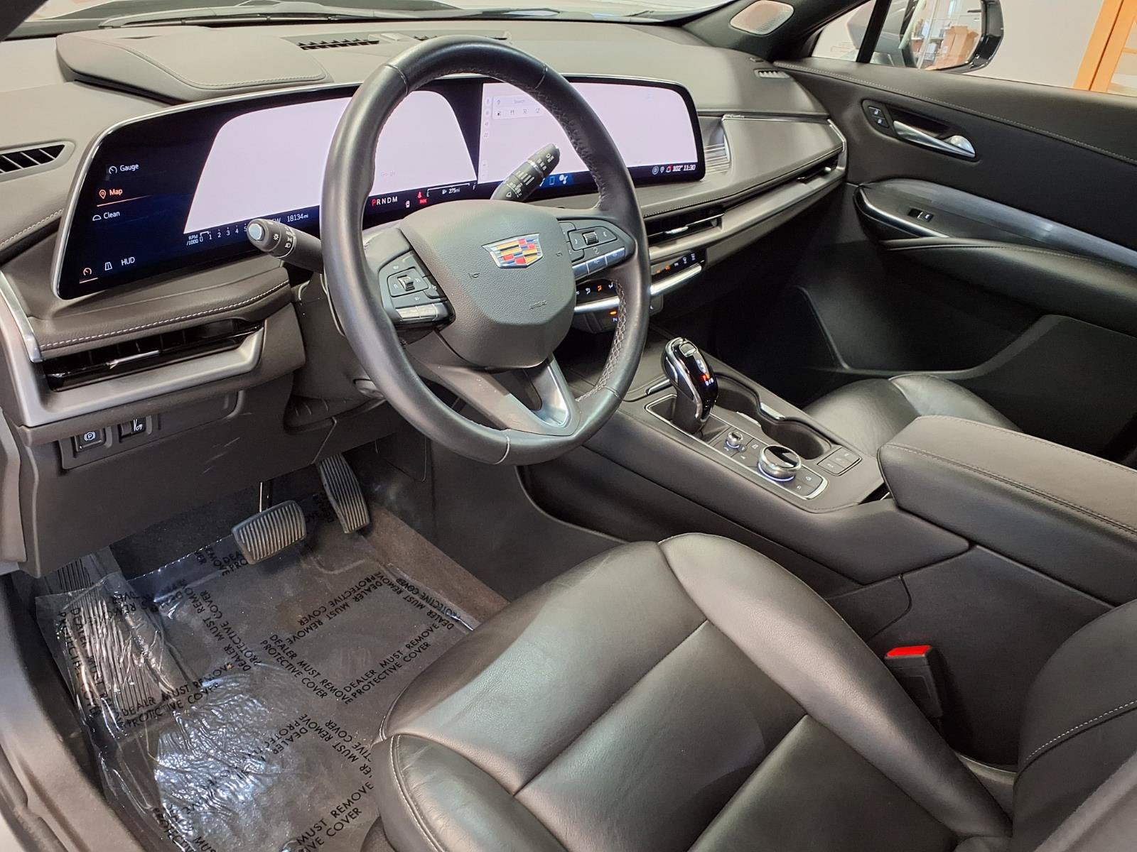 Certified 2024 Cadillac XT4 Premium Luxury w/ Technology Package FWD image 19