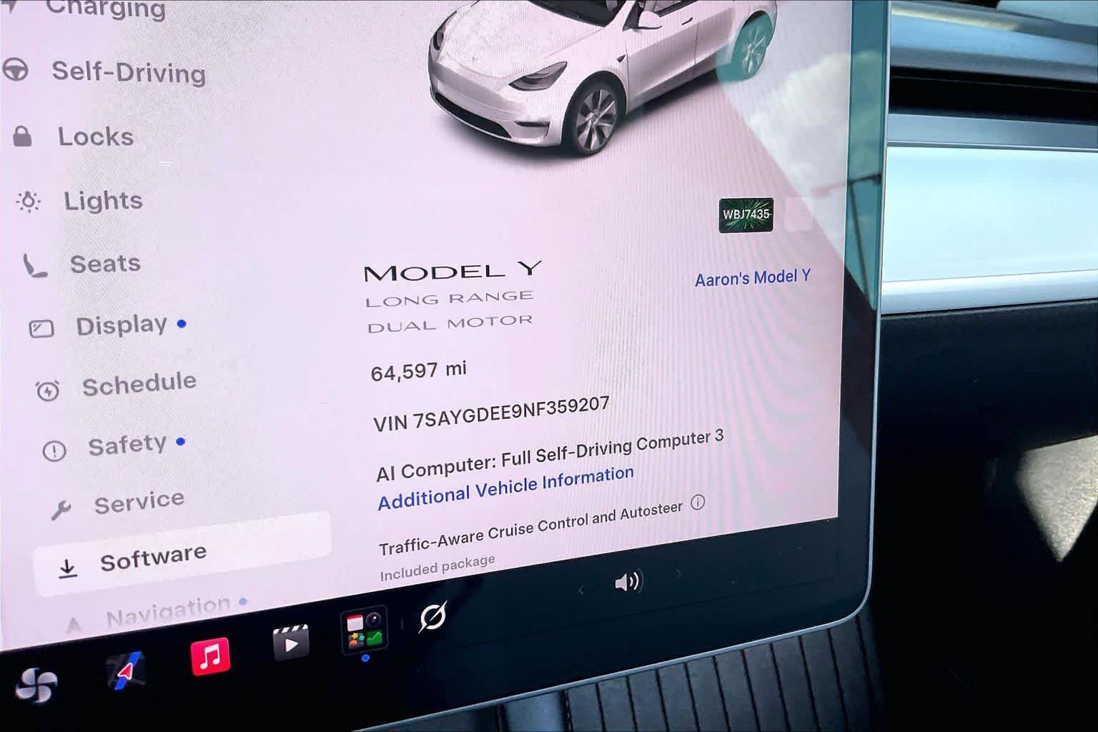 Used 2022 Tesla Model Y Long Range AWD/4WD image 23