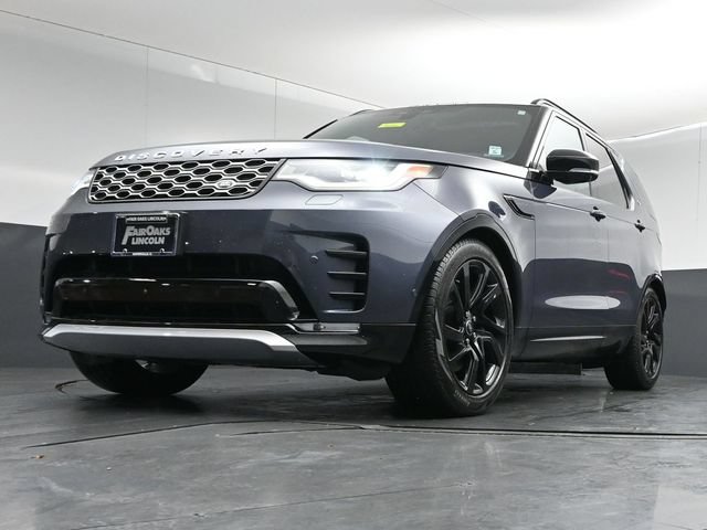 Used 2024 Land Rover Discovery Metropolitan Edition AWD/4WD image 40