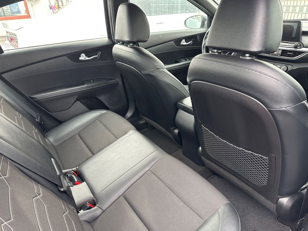 Used 2021 Kia Forte GT-Line w/ GT-Line Premium Package image 27