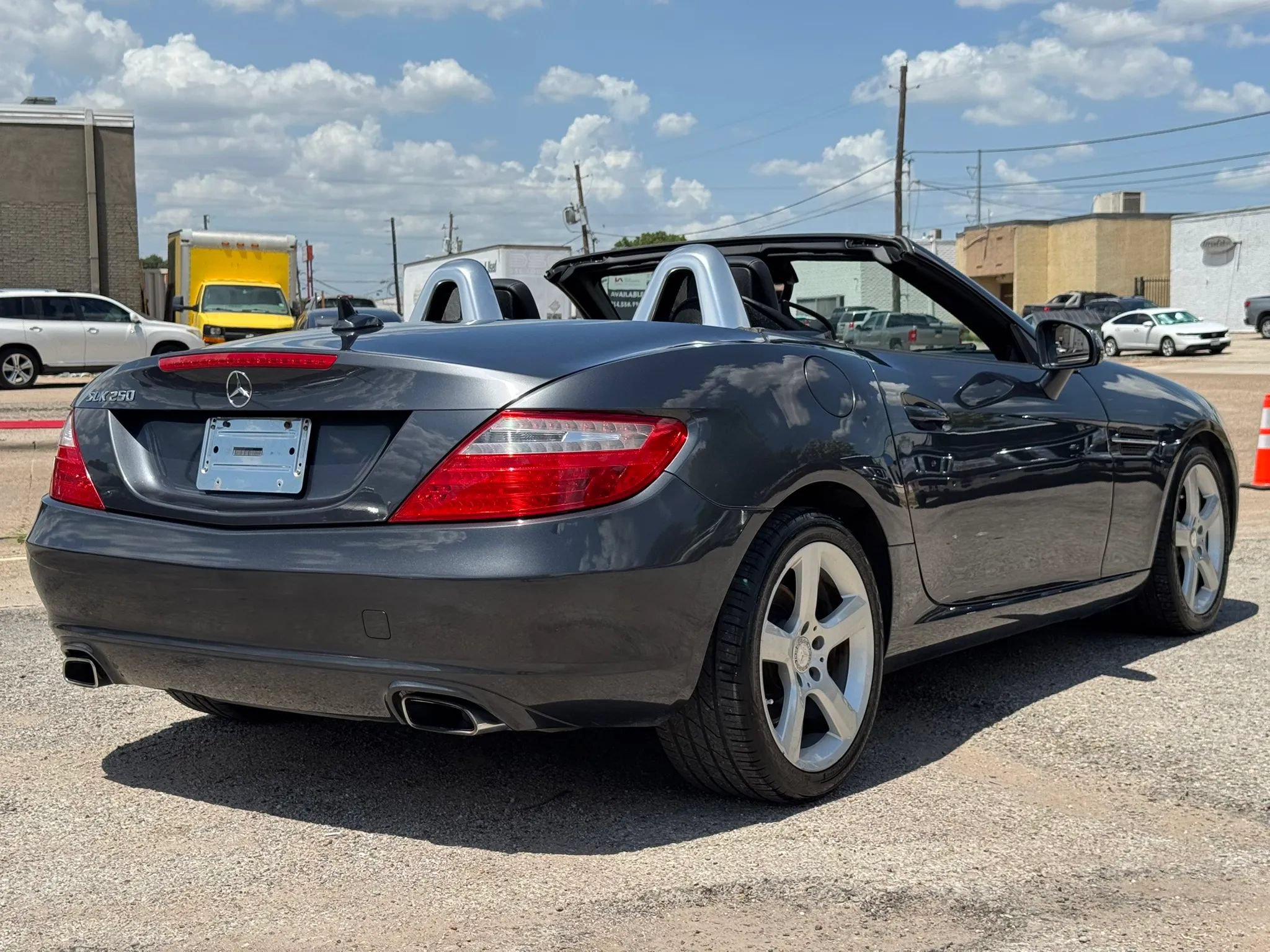 Used 2015 Mercedes-Benz SLK 250 image 13