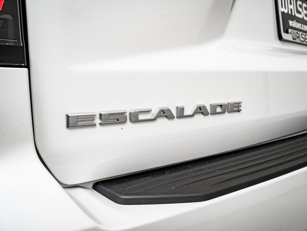 Used 2023 Cadillac Escalade Premium Luxury Platinum image 16