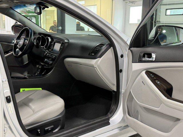 Used 2015 Kia Optima EX w/ EX Premium Package FWD image 7