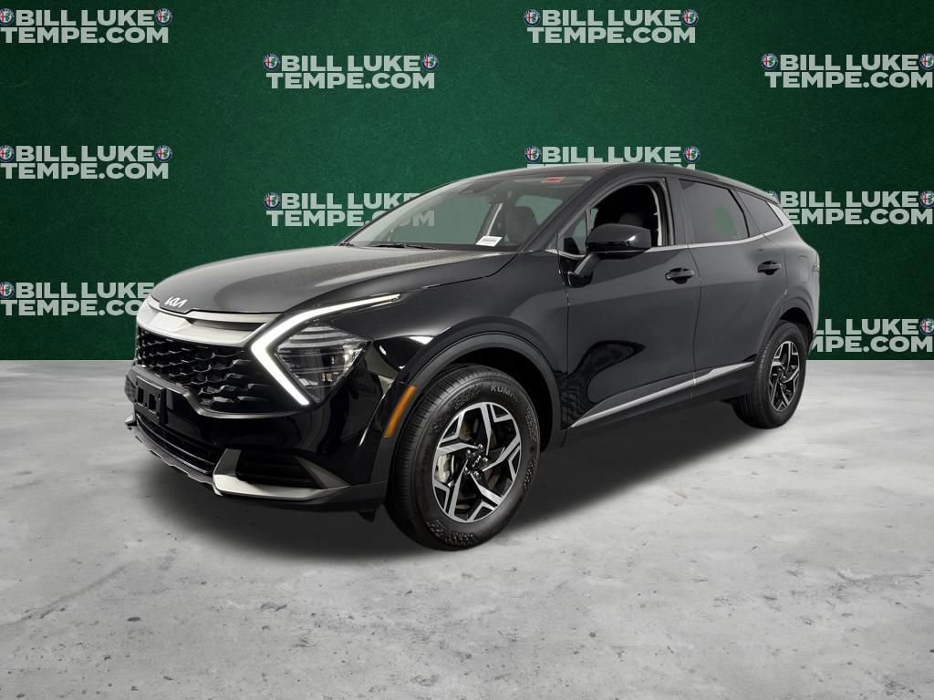Used 2025 Kia Sportage LX image 9