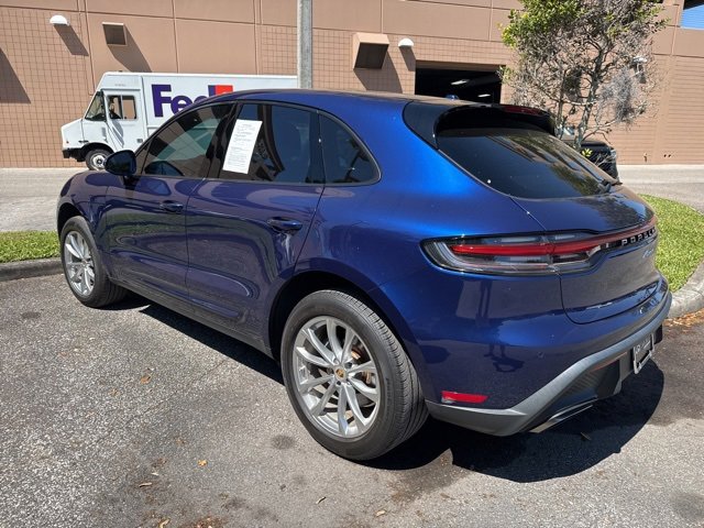 Used 2024 Porsche Macan image 2