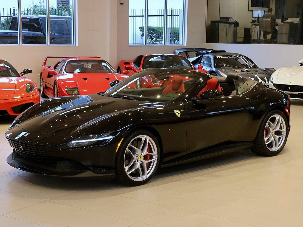 Certified 2025 Ferrari Roma Spider RWD image 63