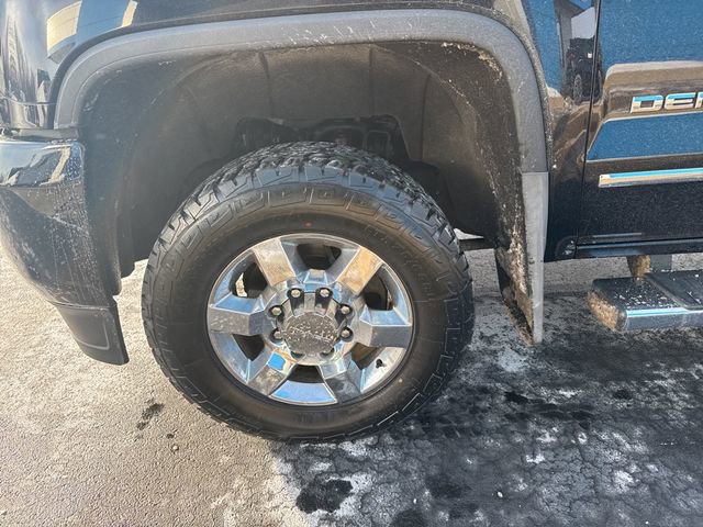 Used 2018 GMC Sierra 3500 Denali w/ Duramax Plus Package image 14