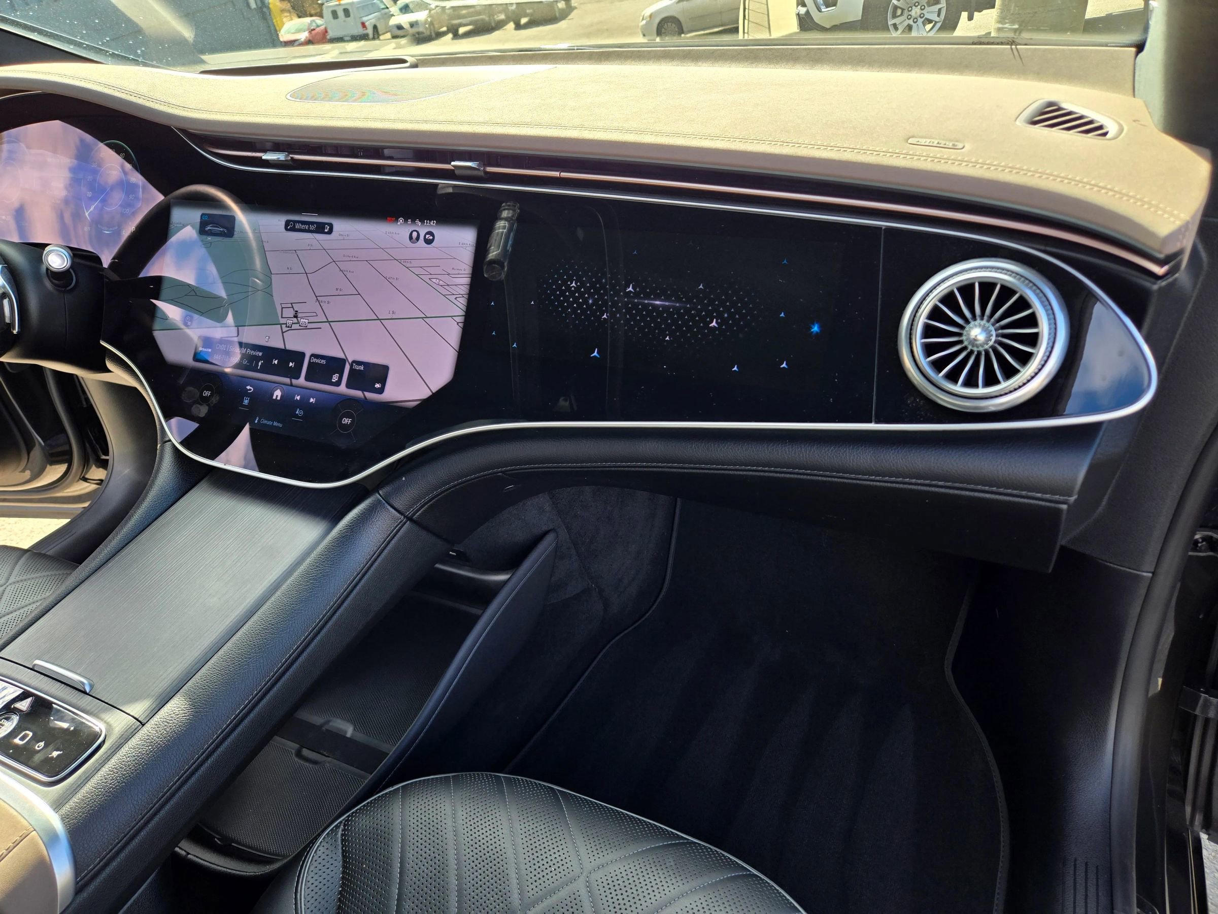 Used 2023 Mercedes-Benz EQS 580 4MATIC Sedan w/ Exclusive Trim Package image 71