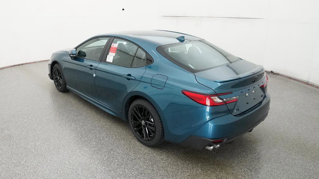 New 2026 Toyota Camry SE image 4