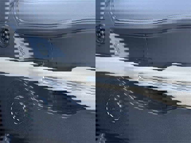 Used 2024 Ford Expedition Limited image 30