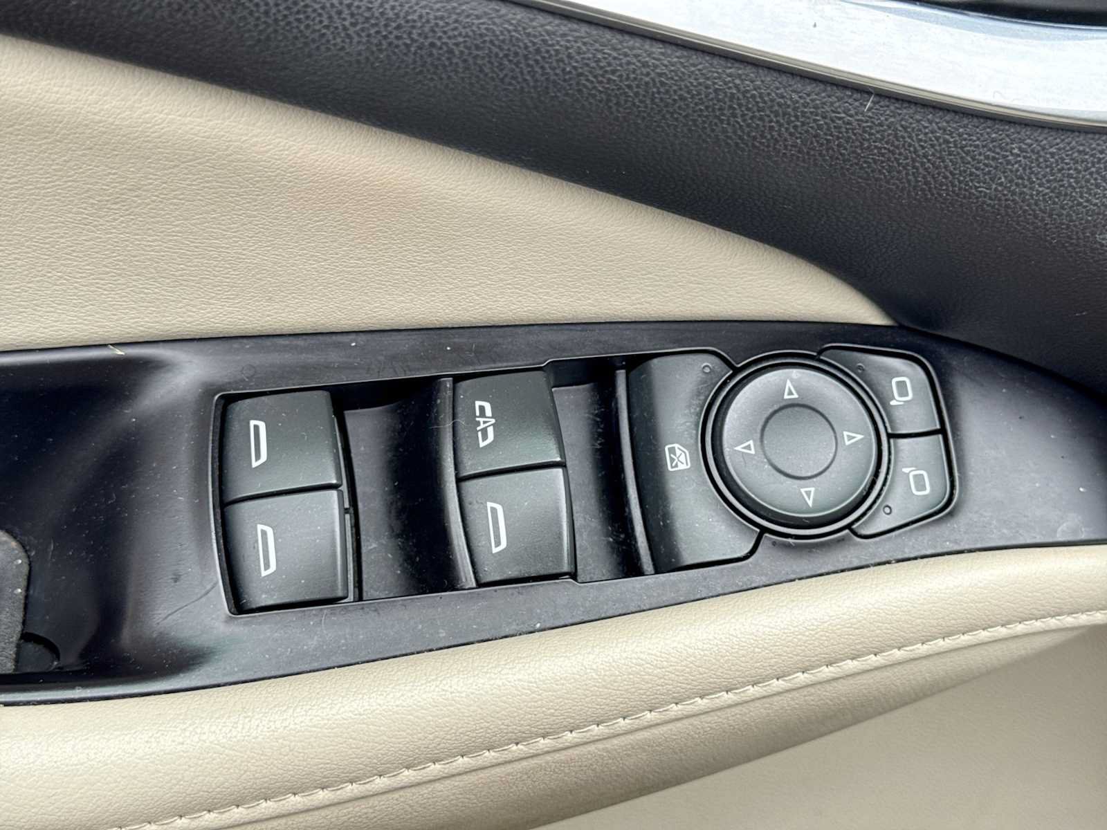 Used 2020 Buick Enclave Essence FWD image 14