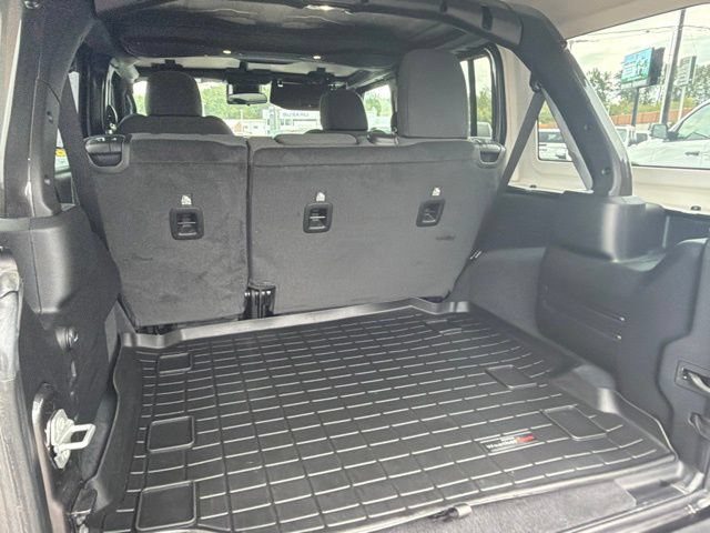 Used 2024 Jeep Wrangler Unlimited Sport AWD/4WD image 15