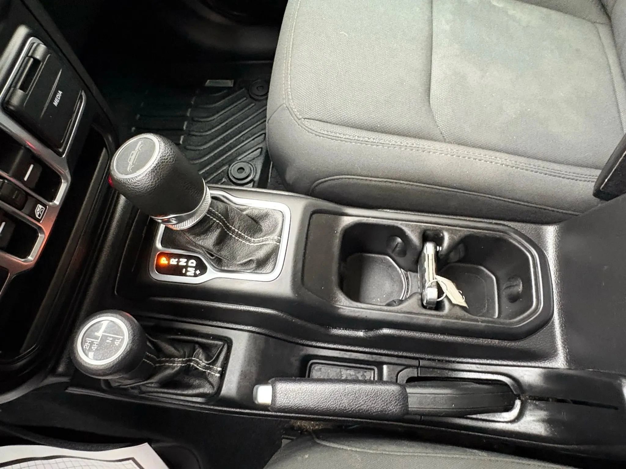 Used 2020 Jeep Gladiator Overland image 47