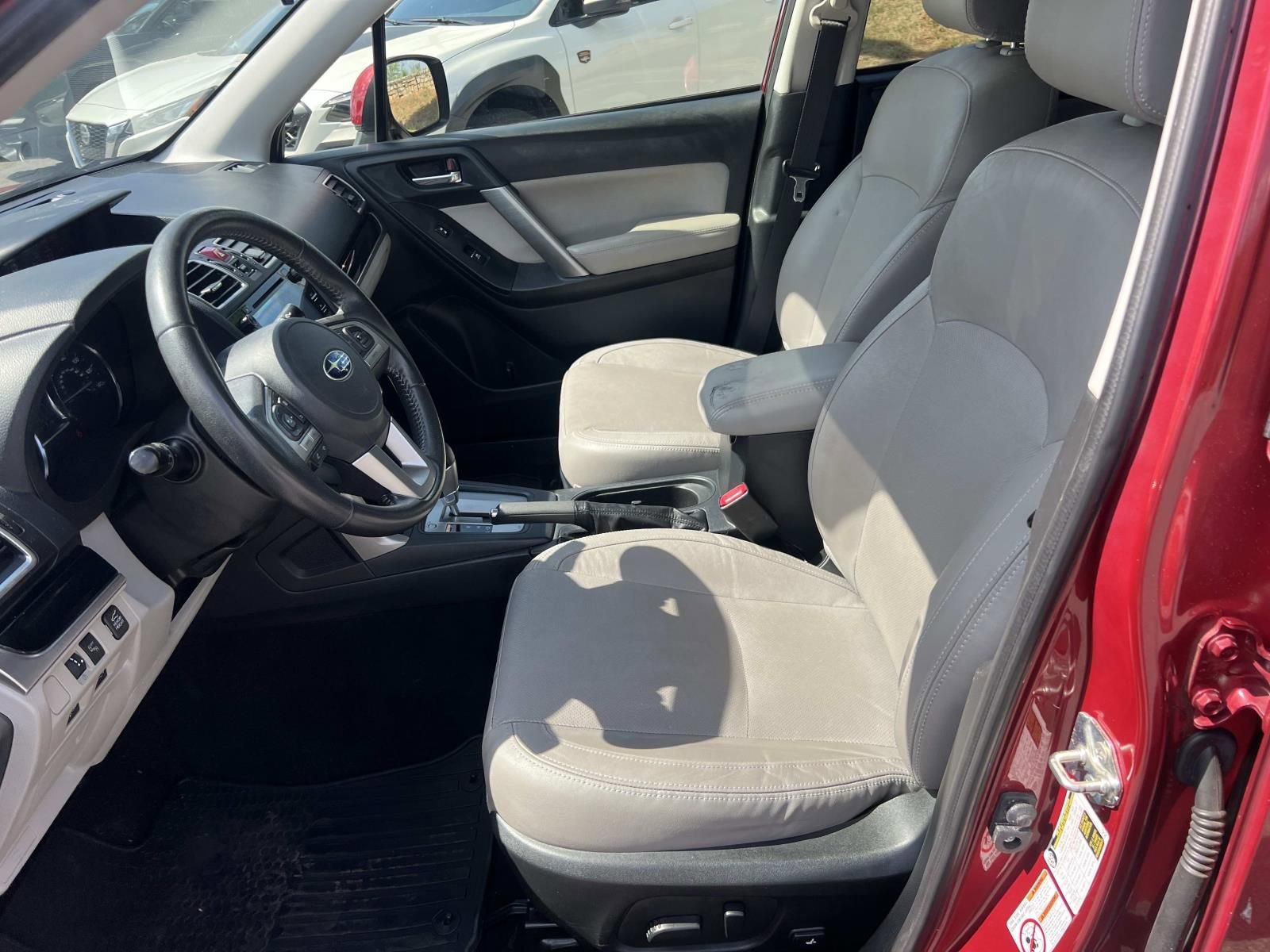 Used 2018 Subaru Forester 2.5i Limited AWD/4WD image 9