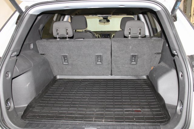 Used 2020 Chevrolet Equinox LT image 30