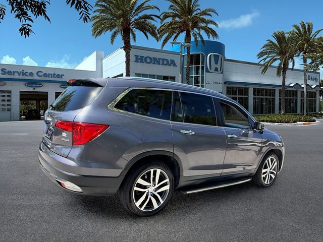 Used 2018 Honda Pilot Touring image 8