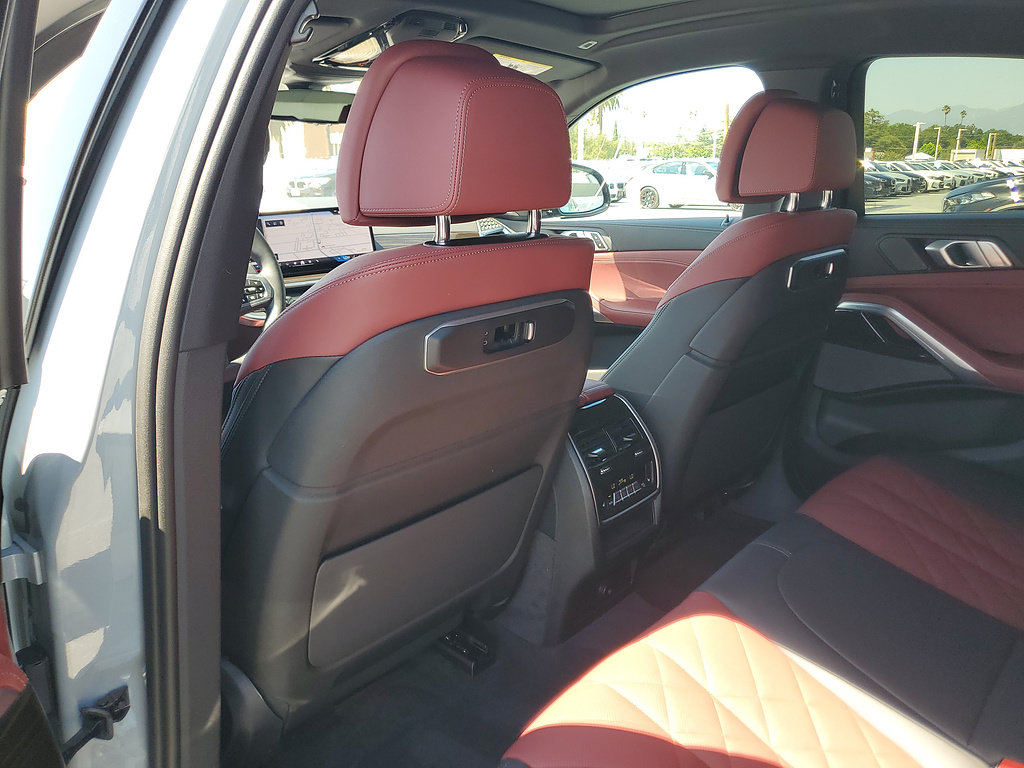 Used 2024 BMW X6 xDrive40i w/ Premium Package AWD/4WD image 14