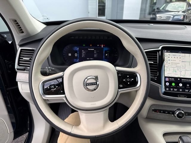 Used 2025 Volvo XC90 T8 Plus w/ Protection Package Premier AWD/4WD image 8