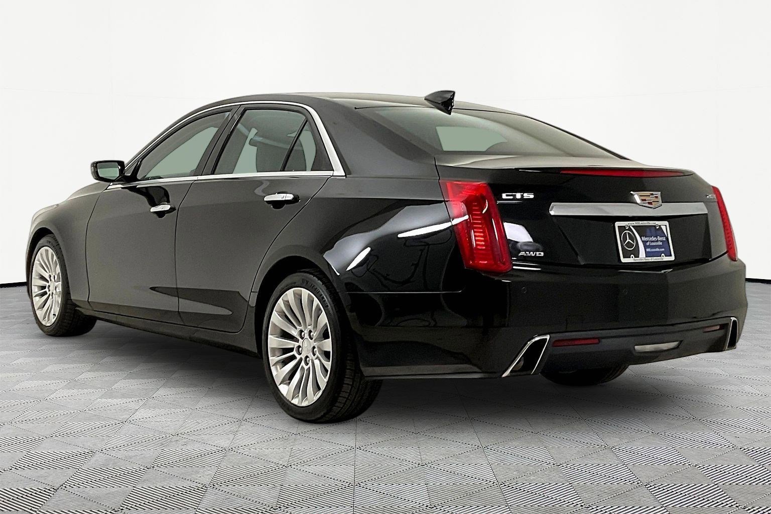 Used 2018 Cadillac CTS Luxury AWD/4WD image 4
