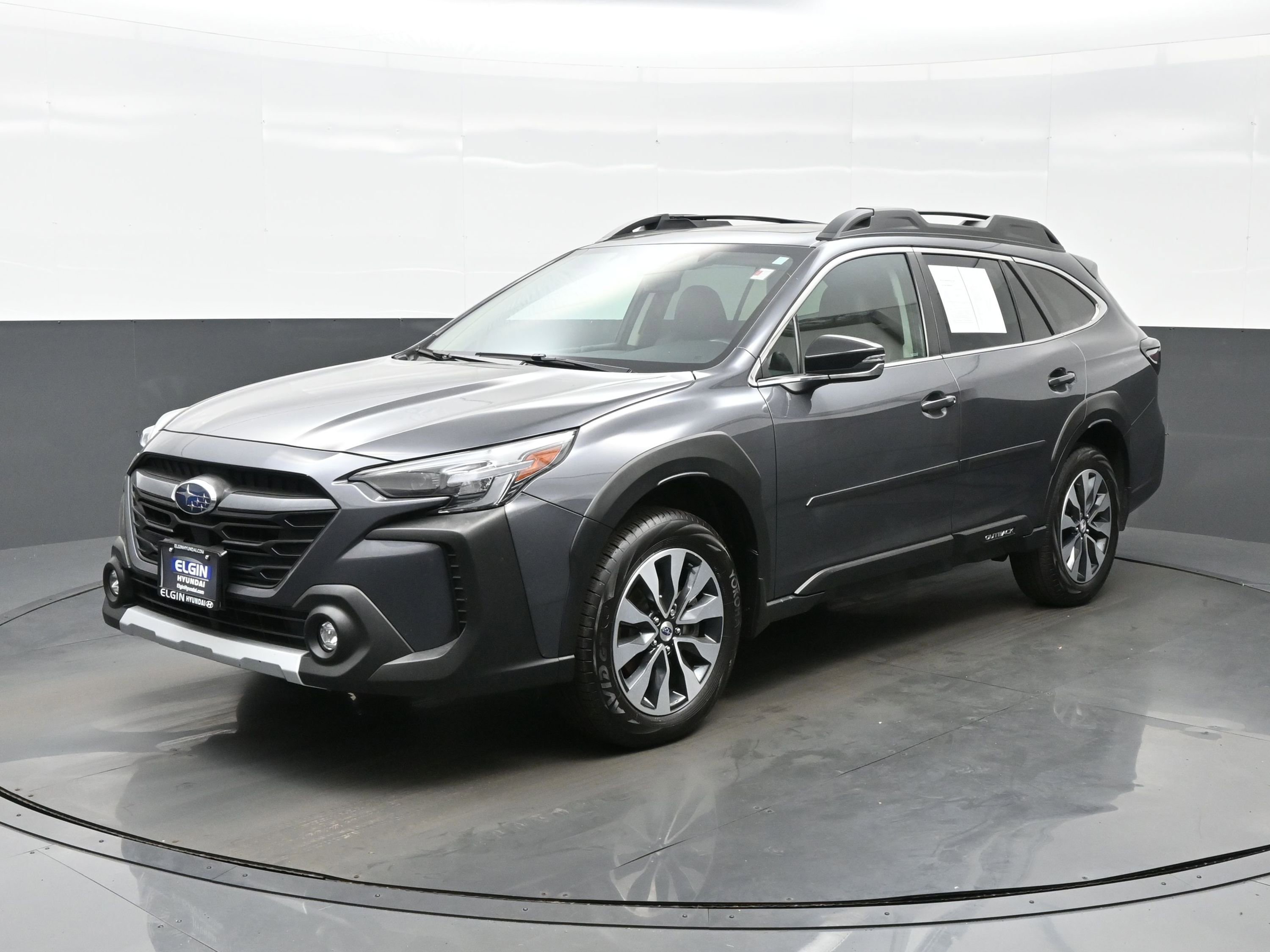 Used 2023 Subaru Outback Limited AWD/4WD image 2