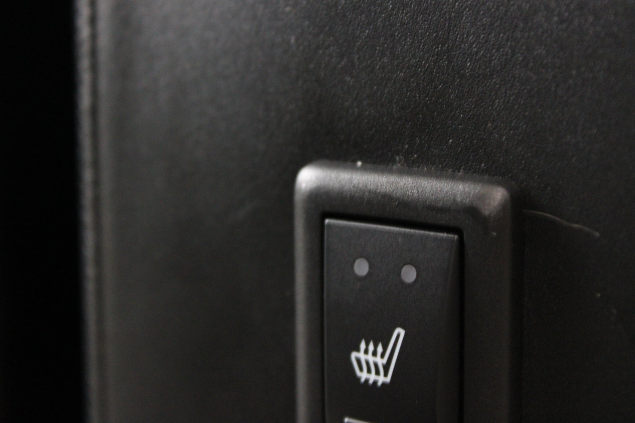 Used 2018 Chrysler Pacifica Limited image 44