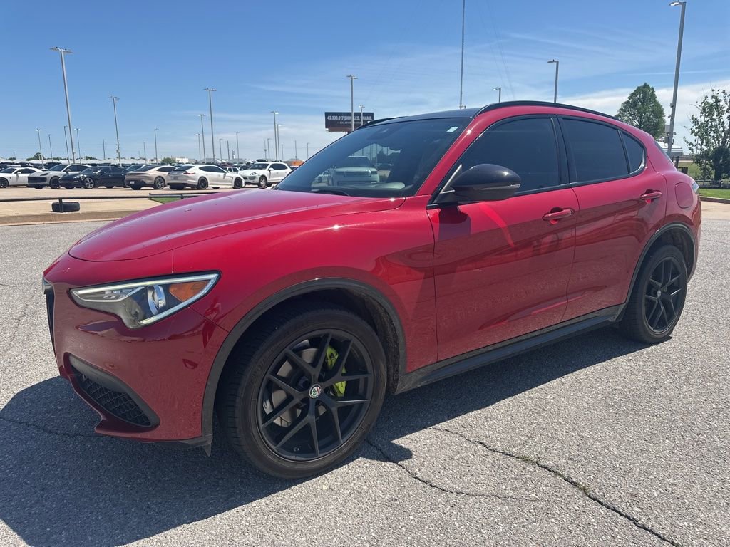 Used 2021 Alfa Romeo Stelvio Ti Sport AWD/4WD image 1